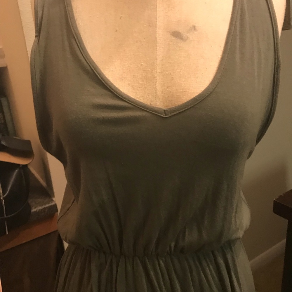 SIENNA SKY GREEN SLEEVELESS DRESS